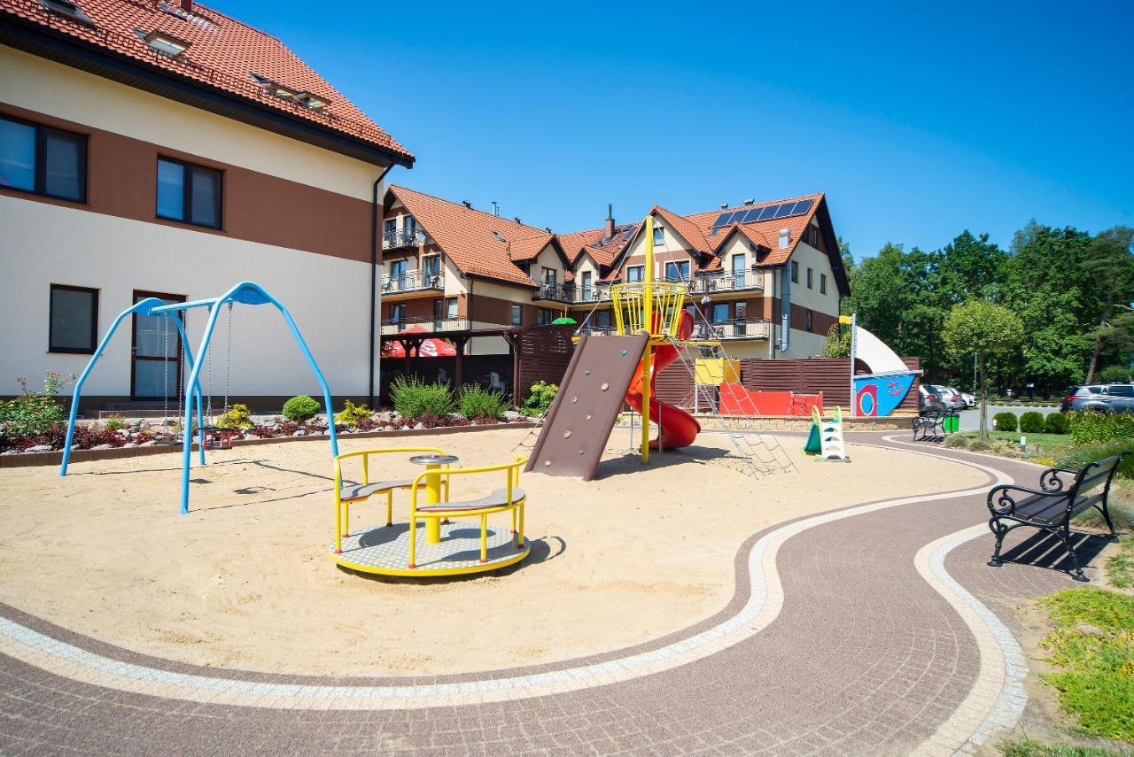 Dom Wypoczynkowy Rejs Łeba Kültér fotó